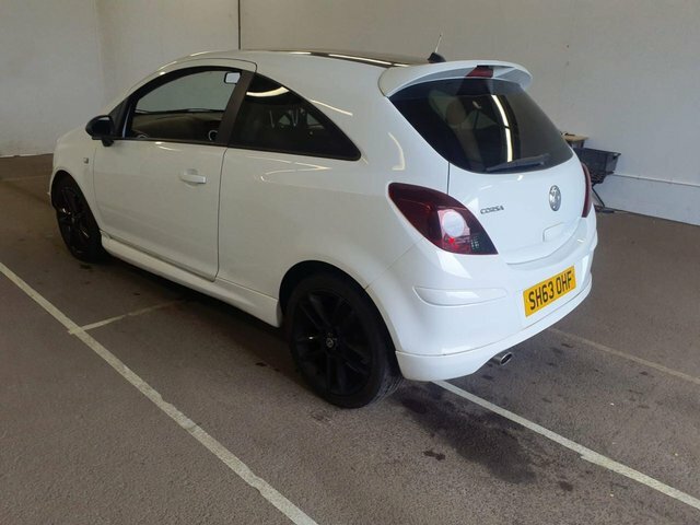 Vauxhall Corsa 2013 1.2 16V Limited Edition Hatchback White #4