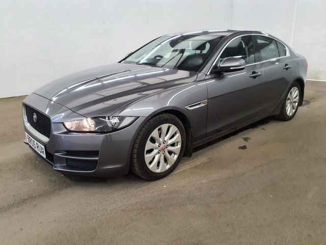 Jaguar XE 2017 2.0D Prestige Saloon Euro 6 Grey #3