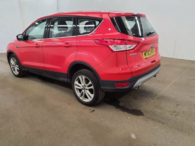 Ford Kuga 2014 2.0 Tdci Titanium X Suv 2Wd Red #4