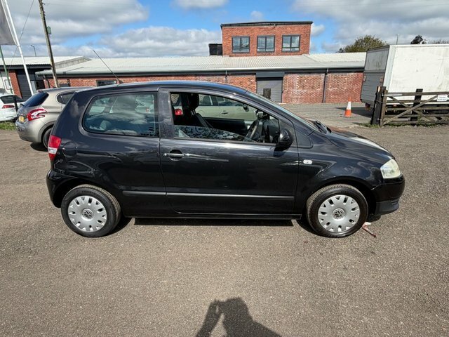 Volkswagen Fox 1.4 16V Urban Fox Hatchback Euro Red #16