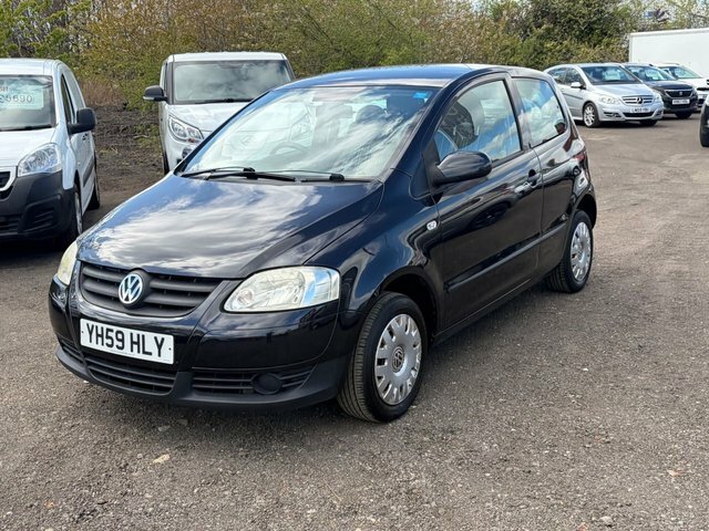 Volkswagen Fox 2009 1.2 6V Urban Fox Hatchback Black #4