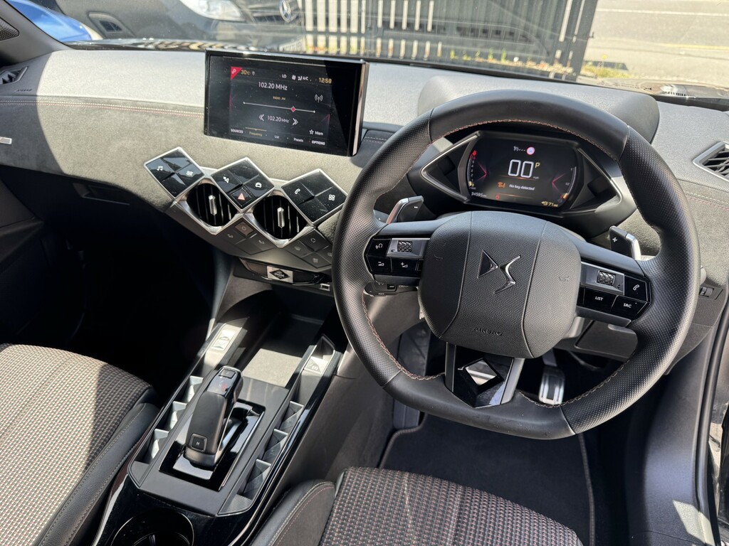 DS DS 3 Crossback 1.2 Puretech Performance Line Crossback Eat8 Eur White #25