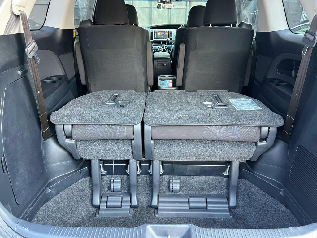 Toyota Estima Mpv Black #27