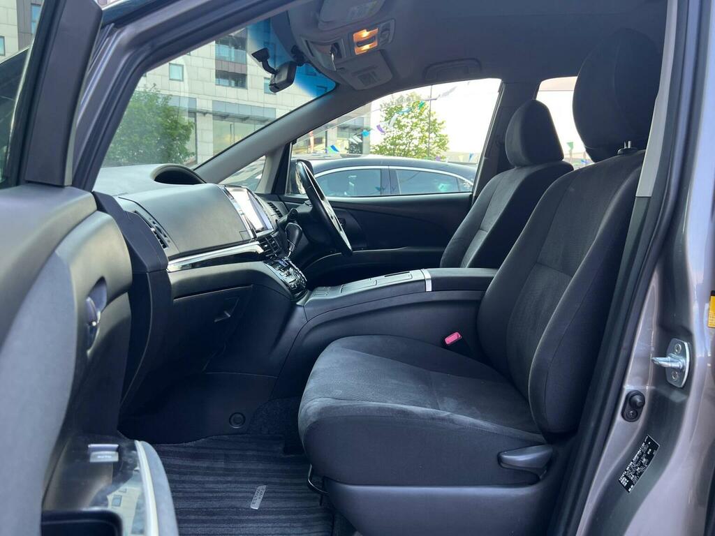 Toyota Estima Mpv Black #60