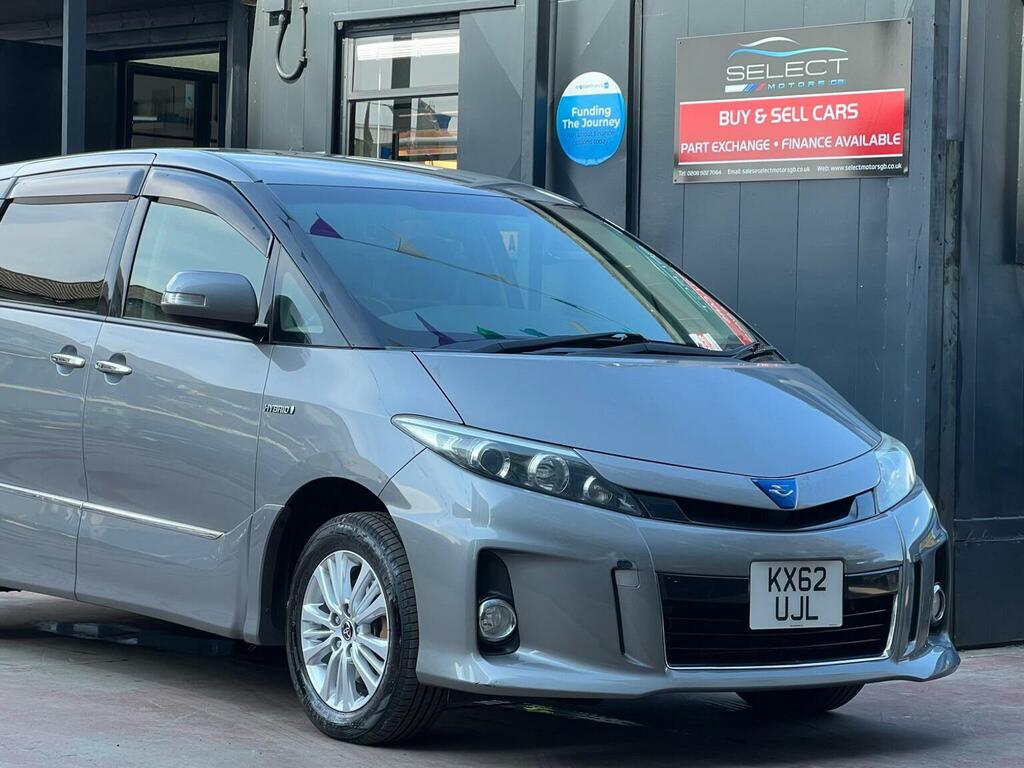Toyota Estima #5