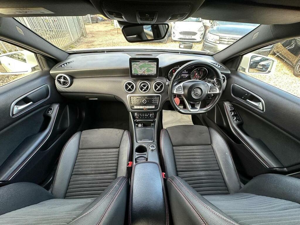 Mercedes-Benz A Class 1.6 A180 Amg Line Premium 7G-dct Euro 6 Ss White #5