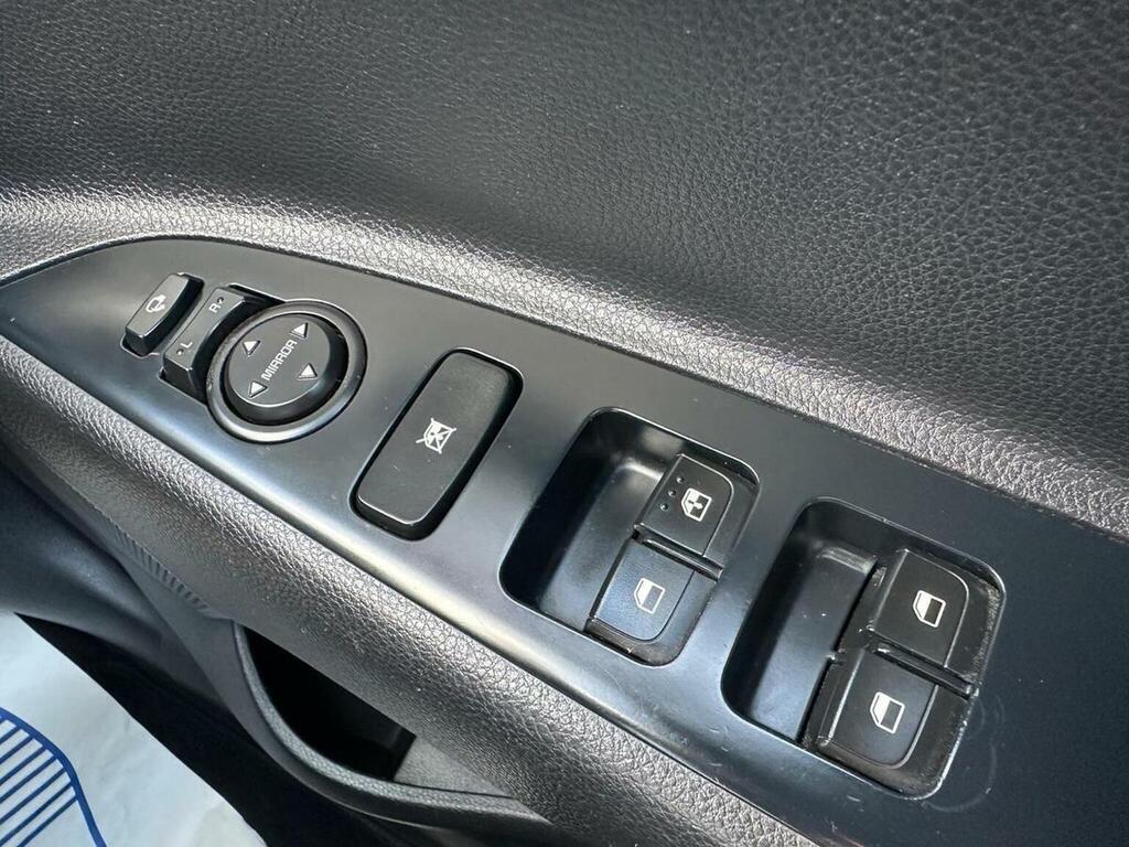Kia RIO 2 Black #35