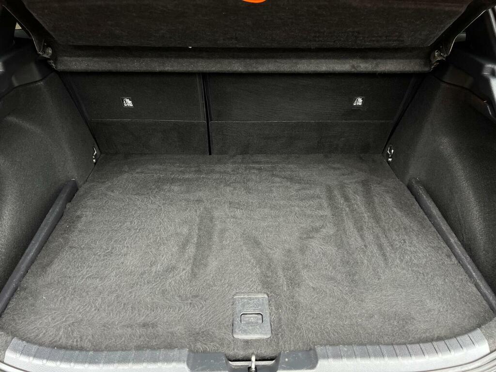 Toyota Corolla 1.8 Vvt-i Hybrid Design Grey #50