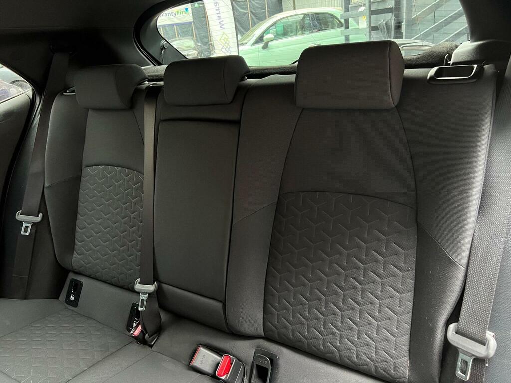 Toyota Corolla 1.8 Vvt-i Hybrid Design Grey #19