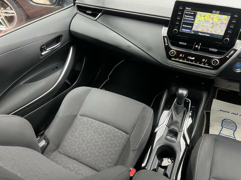 Toyota Corolla 1.8 Vvt-i Hybrid Design Grey #55