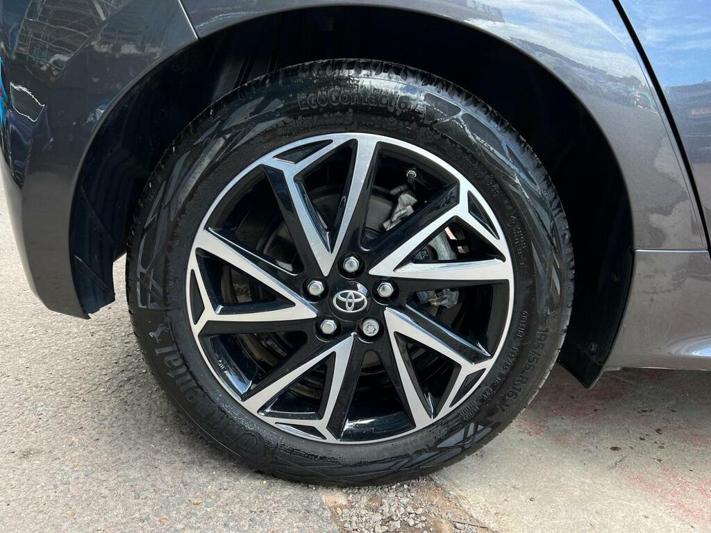 Toyota Yaris 1.5 Hybrid Excel Cvt  #86