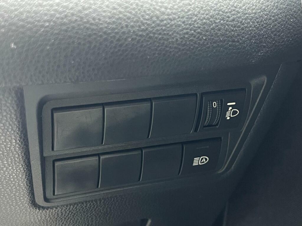 Toyota Yaris 1.5 Hybrid Excel Cvt  #78