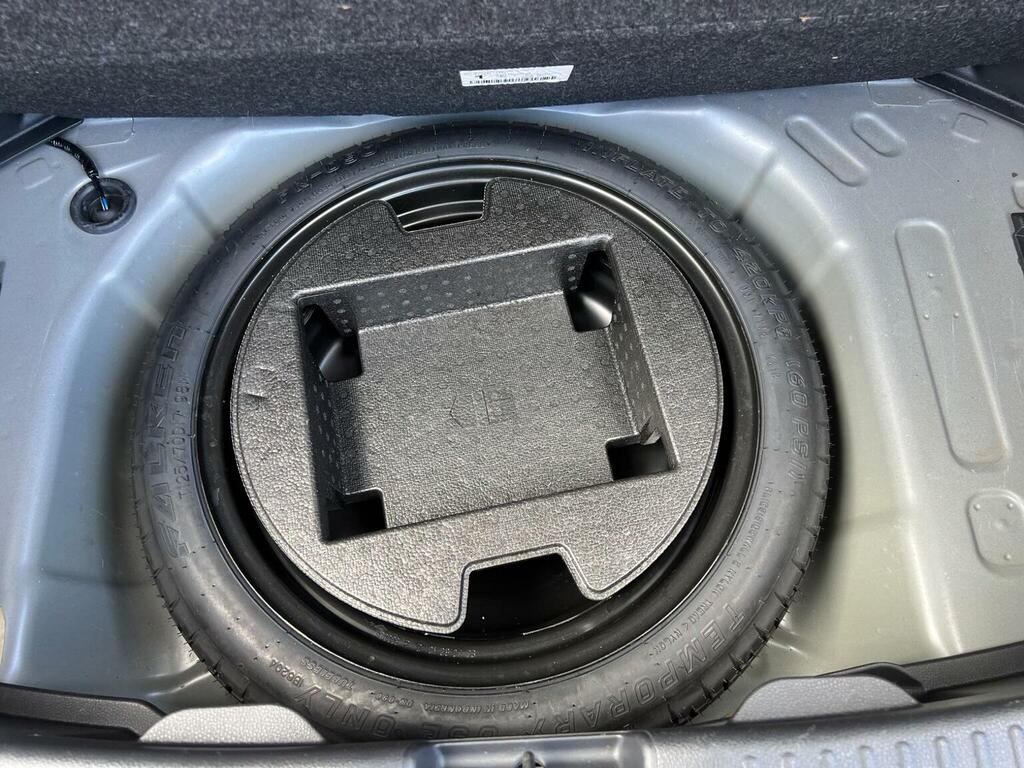Toyota Yaris 1.5 Hybrid Excel Cvt  #105