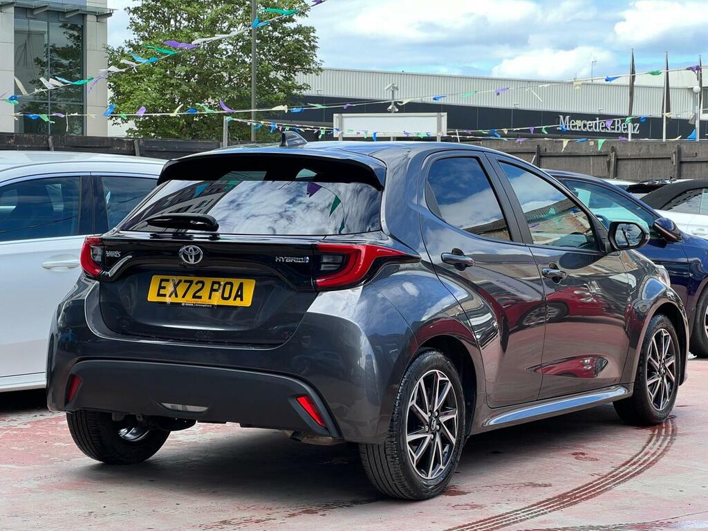 Toyota Yaris 1.5 Hybrid Excel Cvt  #12