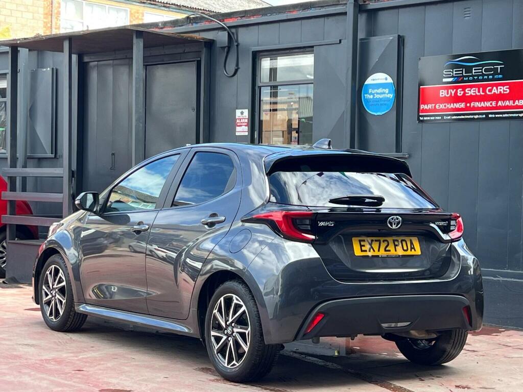 Toyota Yaris 1.5 Hybrid Excel Cvt  #7