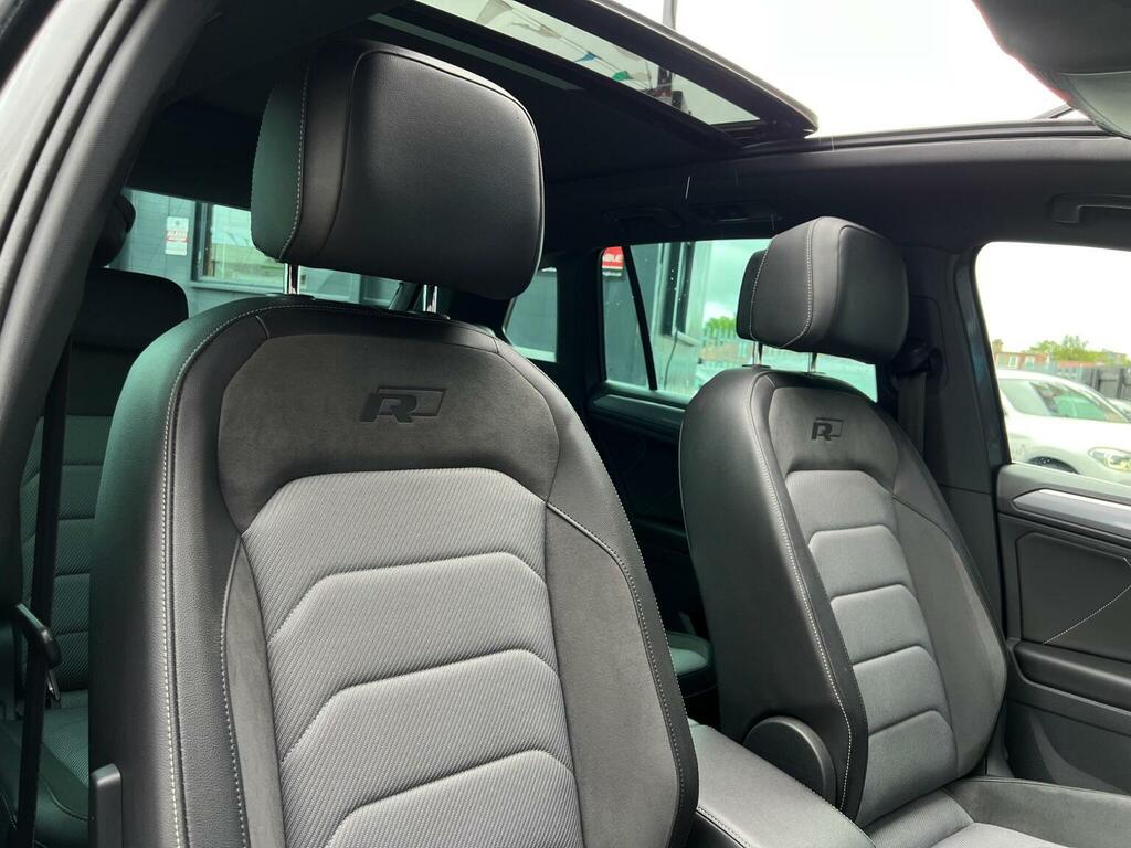 Volkswagen Tiguan R-line Tech Tdi S-a White #26