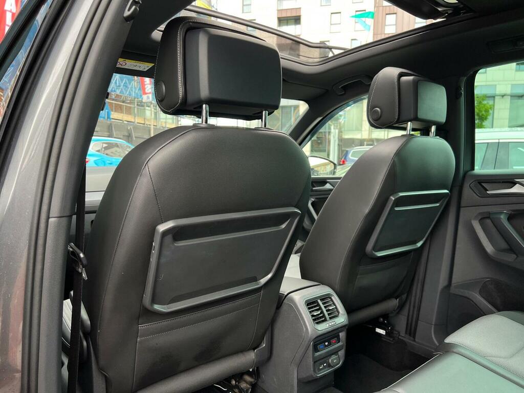 Volkswagen Tiguan R-line Tech Tdi S-a White #28