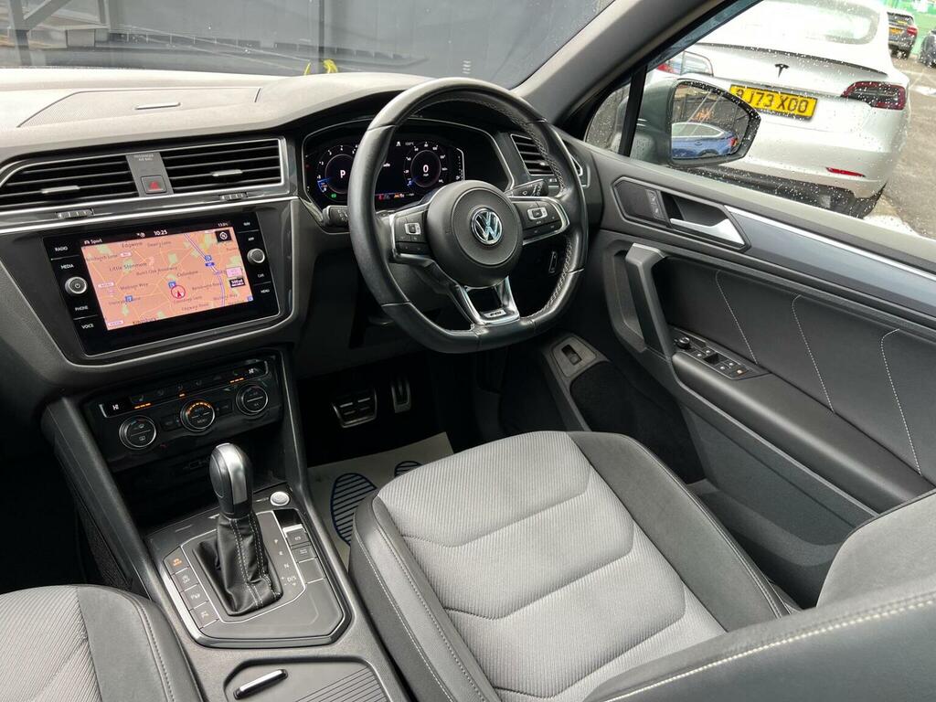 Volkswagen Tiguan R-line Tech Tdi S-a White #93