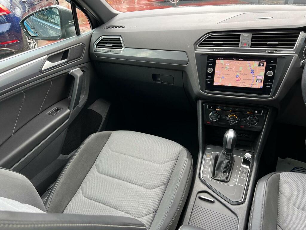 Volkswagen Tiguan R-line Tech Tdi S-a White #92