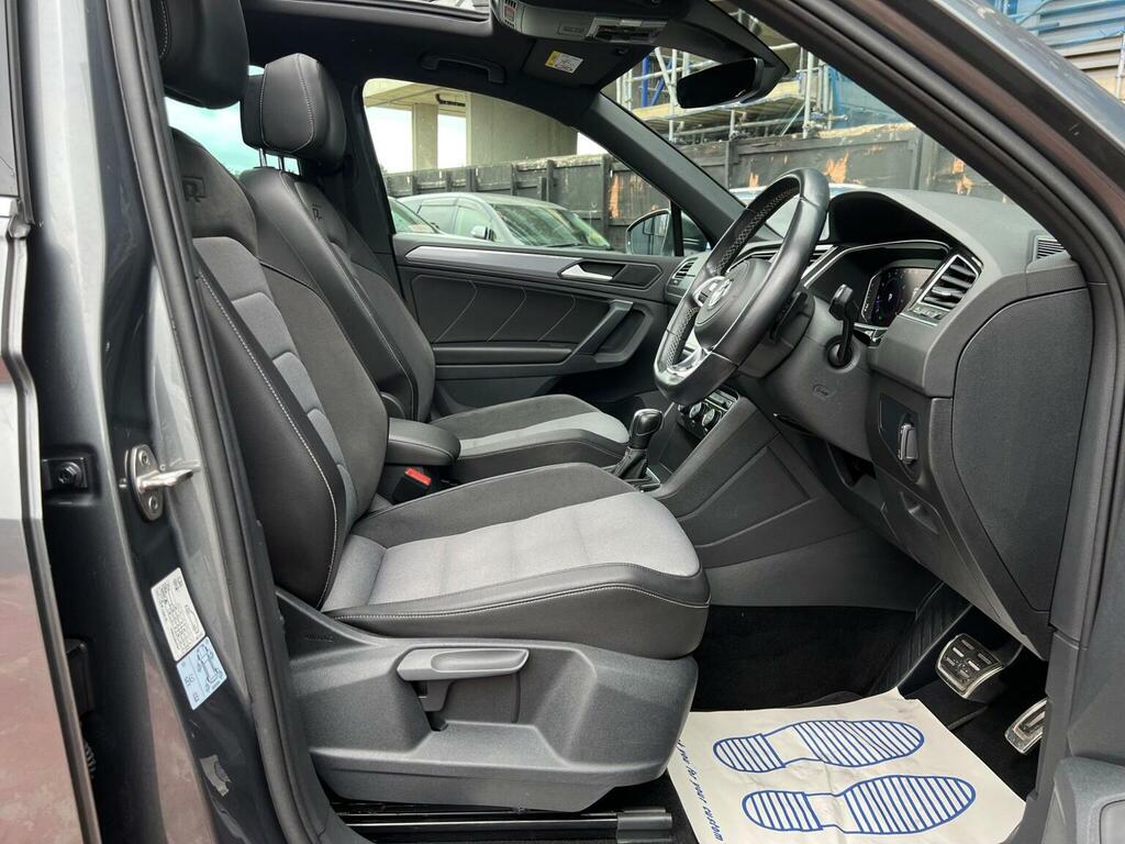 Volkswagen Tiguan R-line Tech Tdi S-a White #139
