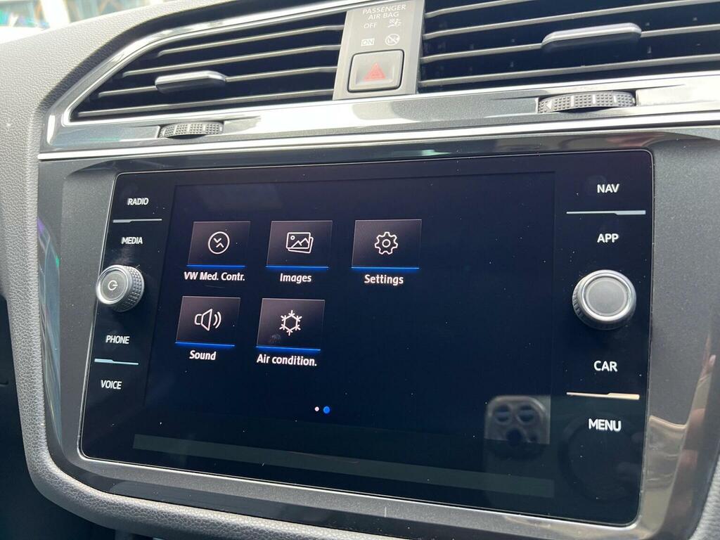 Volkswagen Tiguan R-line Tech Tdi S-a White #128