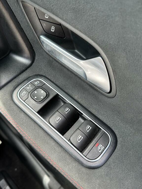 Mercedes-Benz A Class A180d Sport White #102