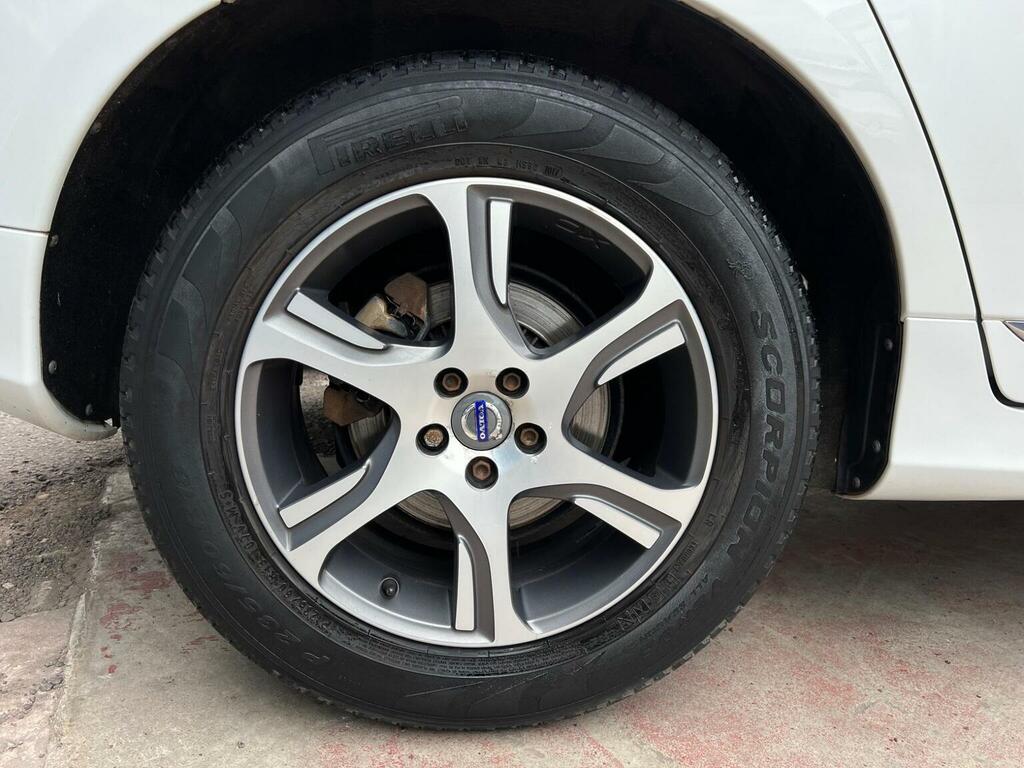 Volvo XC60 2L Se Lux Nav Gold #94