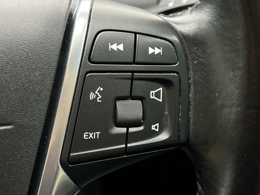Volvo XC60 2L Se Lux Nav Gold #90