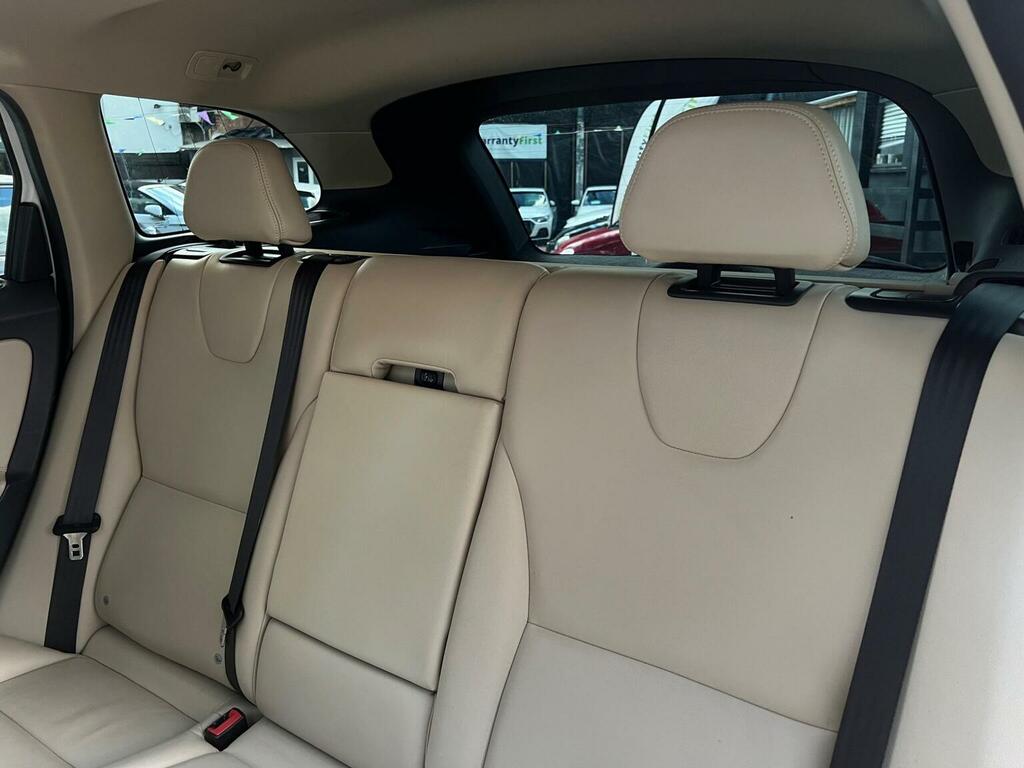 Volvo XC60 2L Se Lux Nav Gold #26