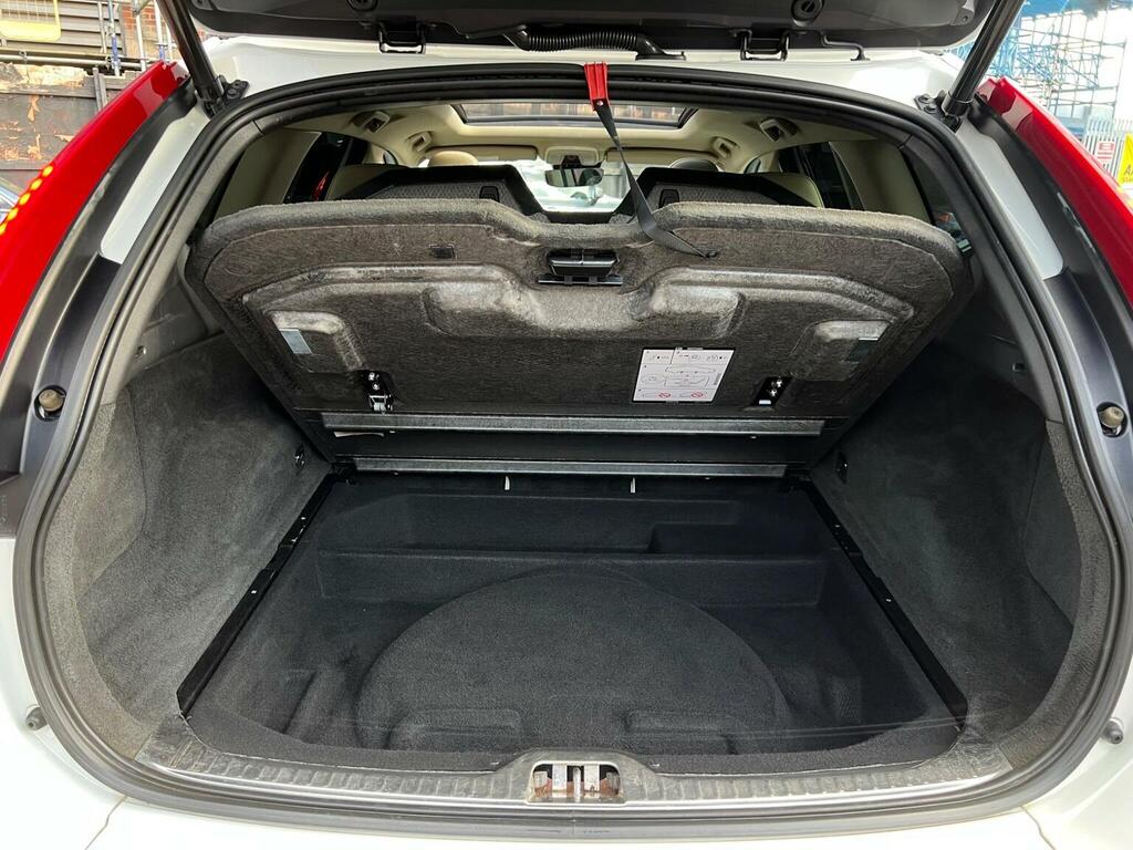 Volvo XC60 2L Se Lux Nav Gold #48