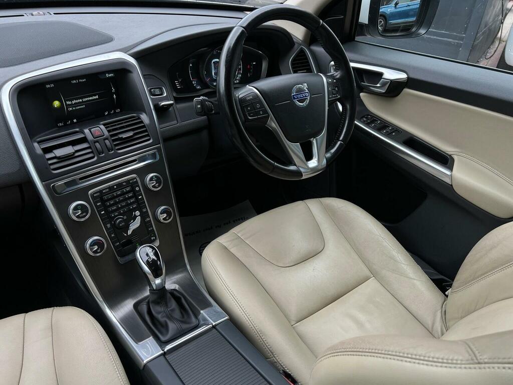 Volvo XC60 2L Se Lux Nav Gold #22
