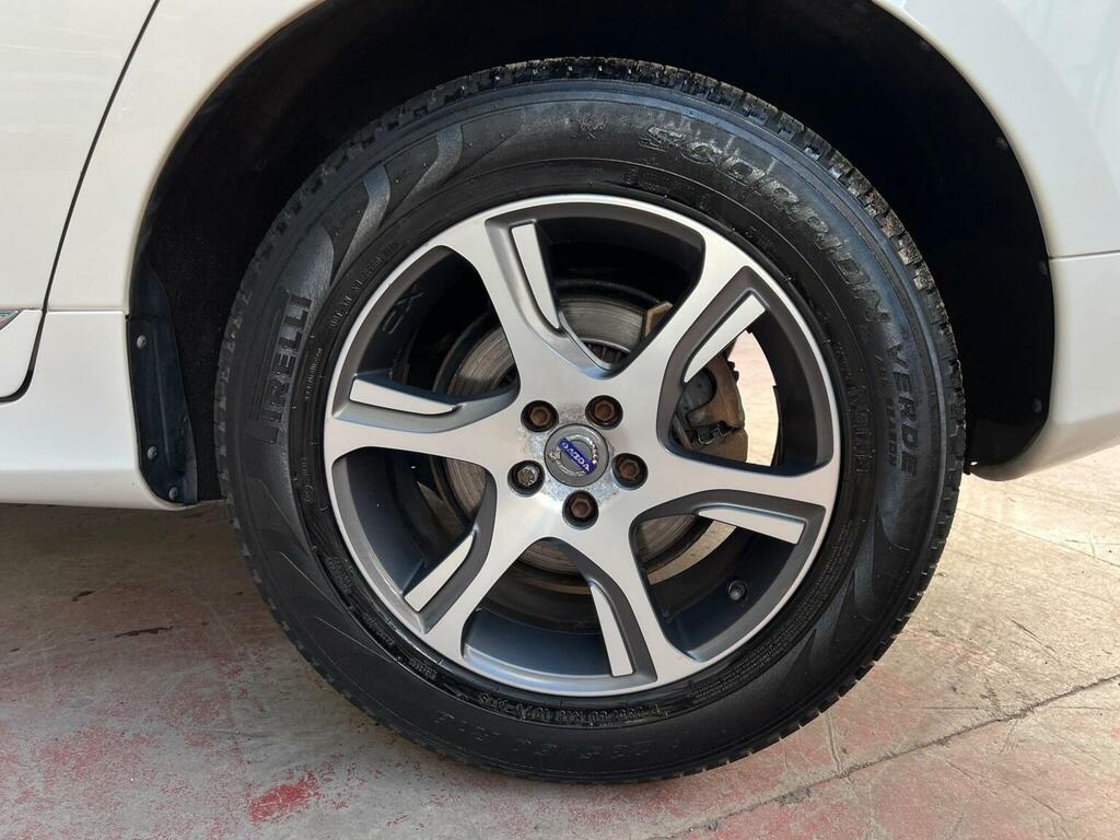 Volvo XC60 2L Se Lux Nav Gold #37