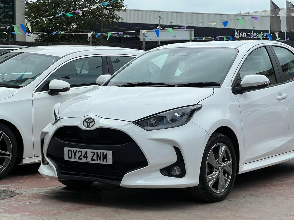 Toyota Yaris 1.5 Vvt-h Icon E-cvt Euro 6 Ss White #6