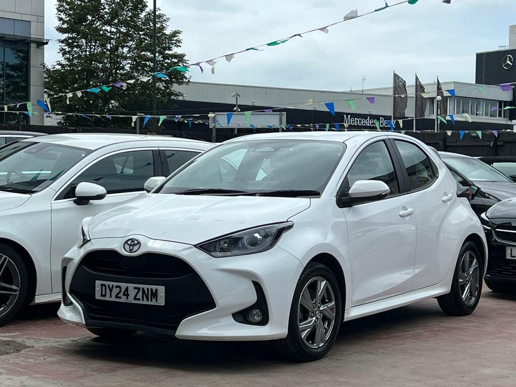 Toyota Yaris 1.5 Vvt-h Icon E-cvt Euro 6 Ss DY24ZNM White #5