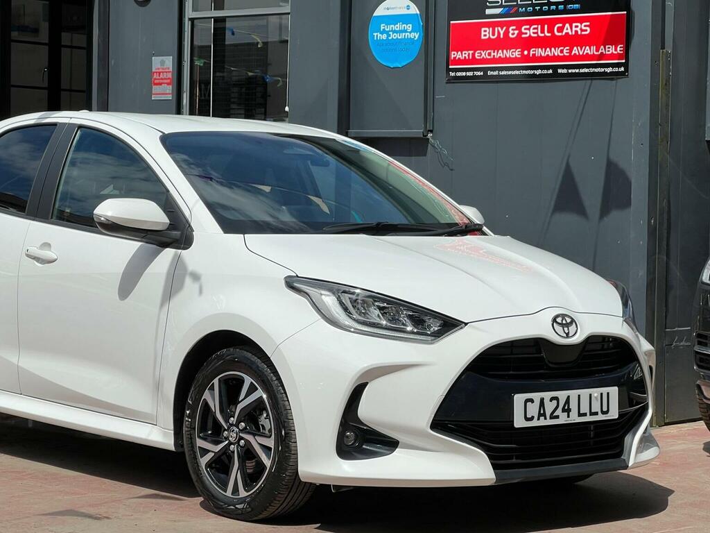 Toyota Yaris 1.5 Vvt-h Design E-cvt Euro 6 Ss White #5