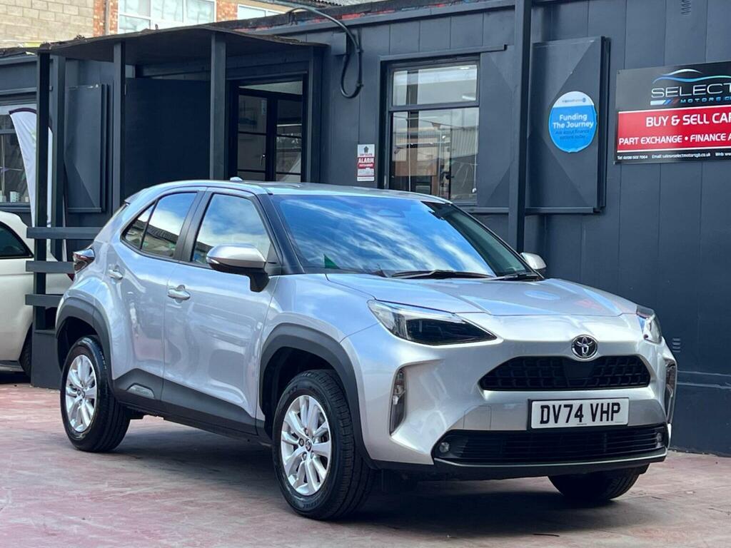 Toyota Yaris Cross 1.5 Vvt-h Icon E-cvt Euro 6 Ss Silver