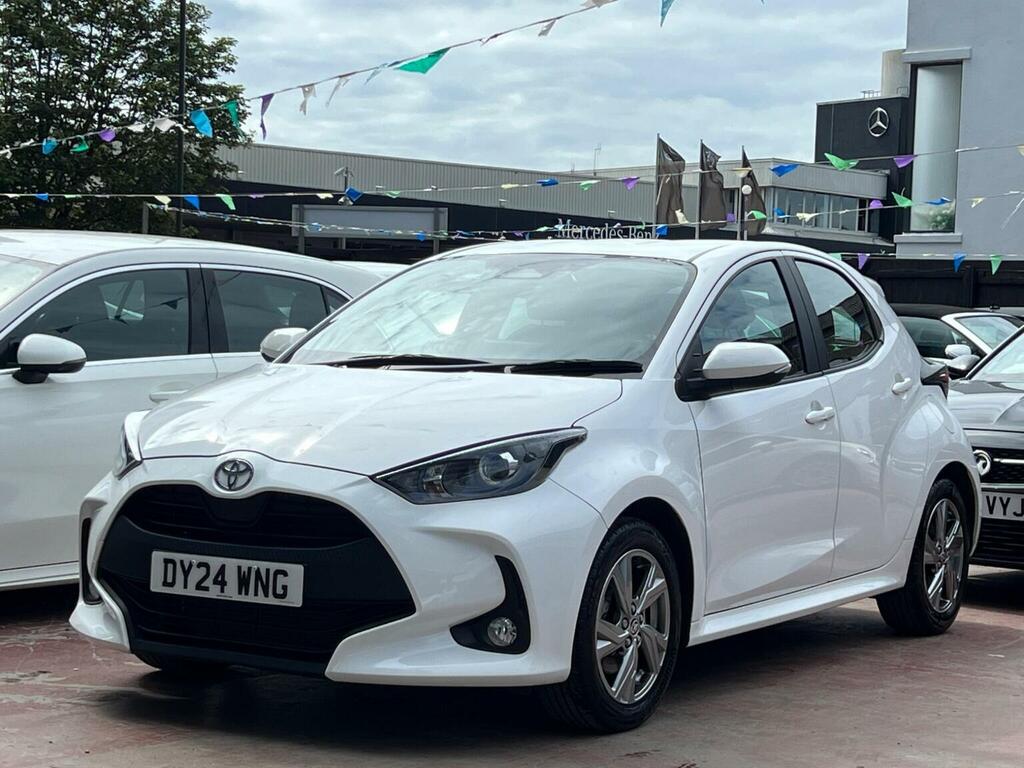 Toyota Yaris 1.5 Vvt-h Icon E-cvt Euro 6 Ss White #6