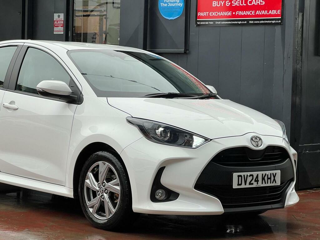 Toyota Yaris 1.5 Vvt-h Icon E-cvt Euro 6 Ss White #5
