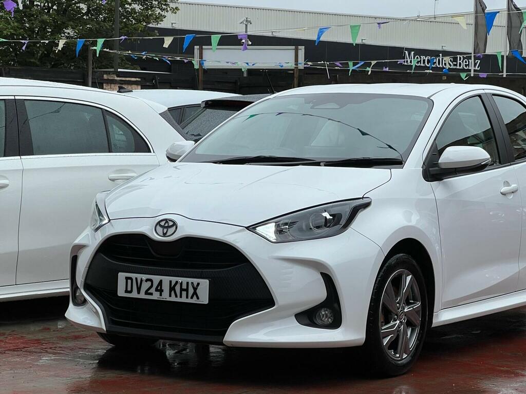 Toyota Yaris 1.5 Vvt-h Icon E-cvt Euro 6 Ss White #6