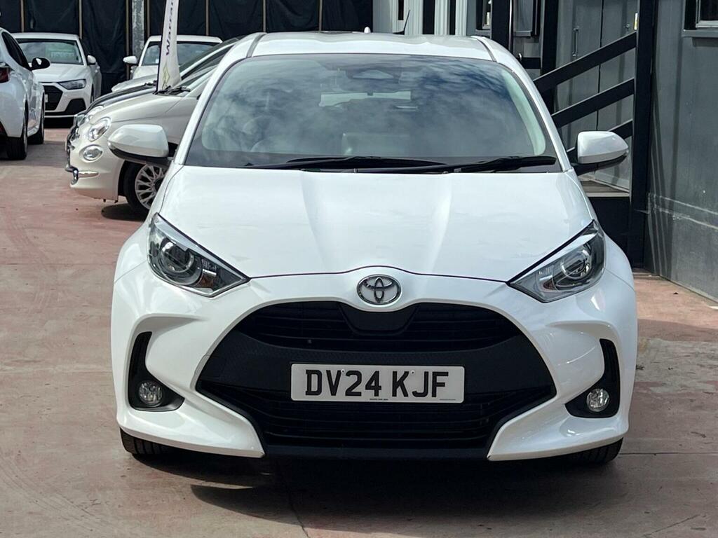 Toyota Yaris 1.5 Vvt-h Icon E-cvt Euro 6 Ss White #2