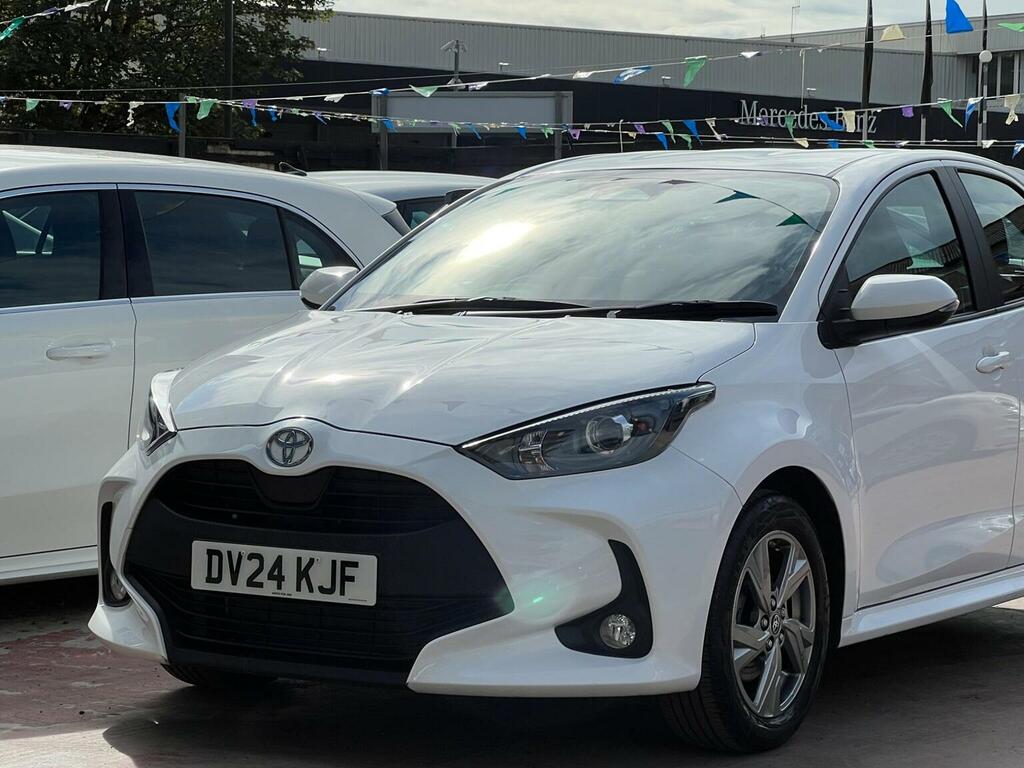 Toyota Yaris 1.5 Vvt-h Icon E-cvt Euro 6 Ss White #6