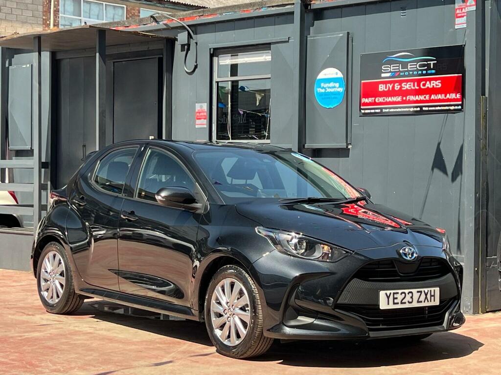 Toyota Yaris 1.5 Vvt-h Icon E-cvt Euro 6 Ss Black