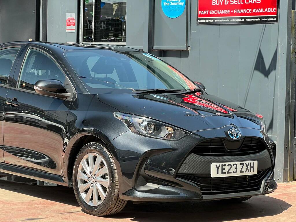 Toyota Yaris 1.5 Vvt-h Icon E-cvt Euro 6 Ss Black #5