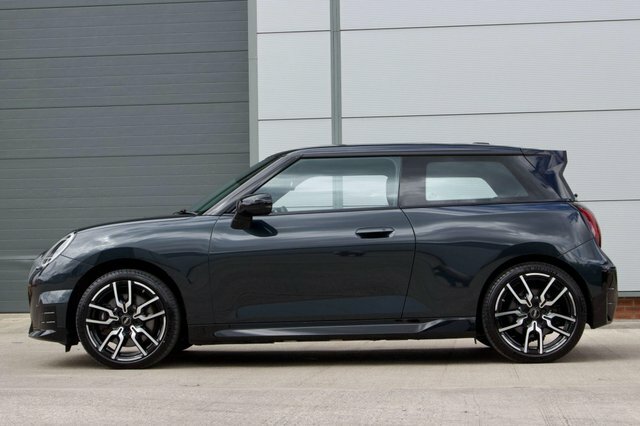 Mini Electric 2025 Se 54.2Kwh Sport Grey