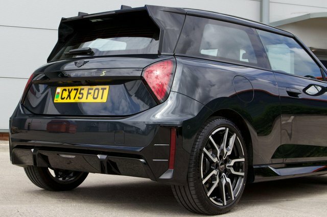 Mini Electric E 66.5Kwh Sport Grey #15