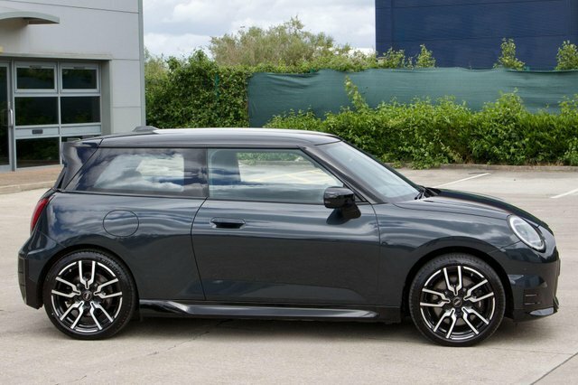Mini Electric E 66.5Kwh Sport Grey #54