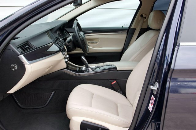 BMW 5 Series M Sport Grey #23