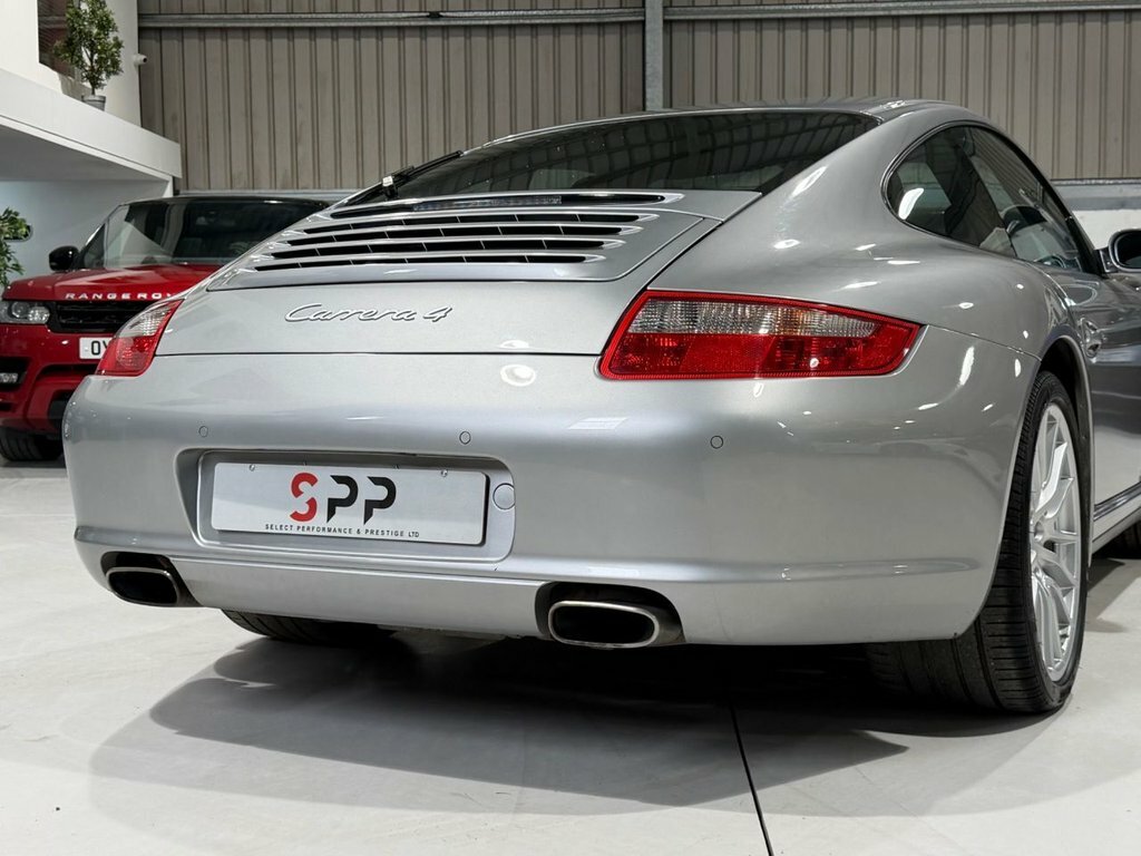Porsche 911 Carrera 2S Black #29