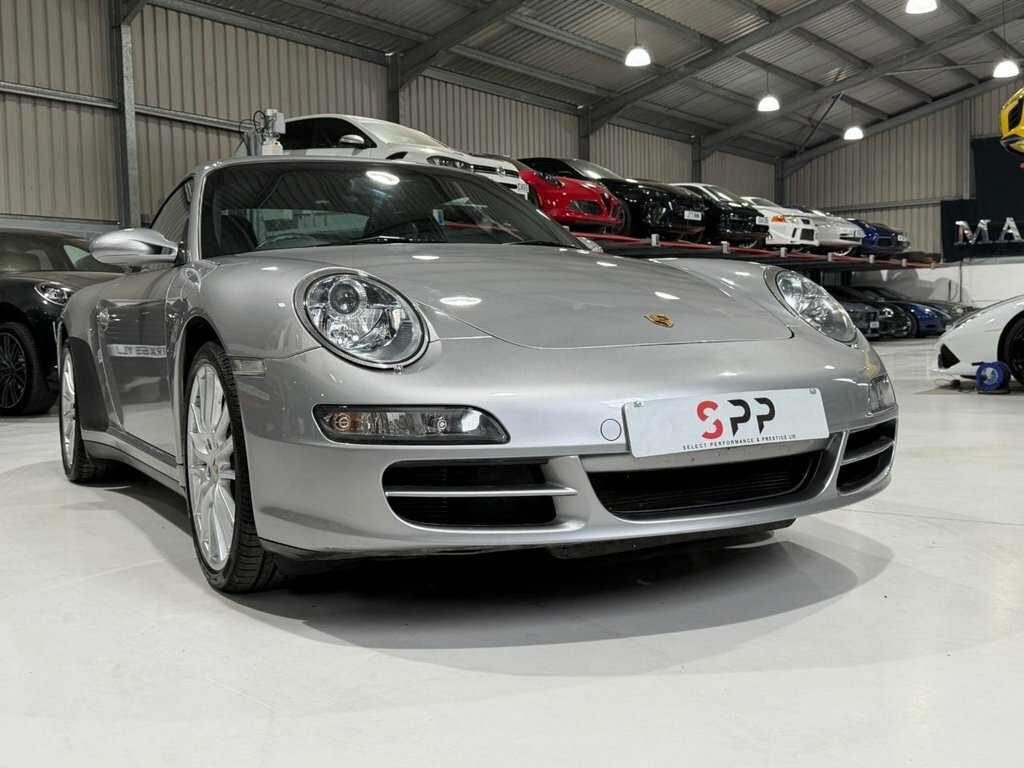 Porsche 911 Carrera 2S Black #30