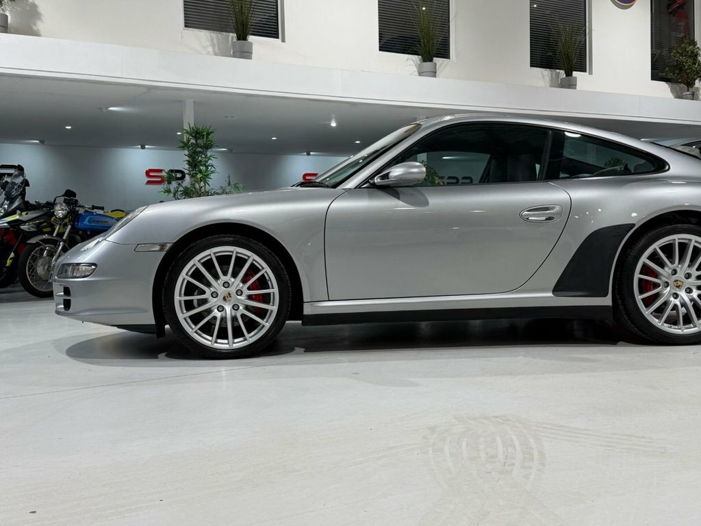 Porsche 911 Carrera 2S Black #28